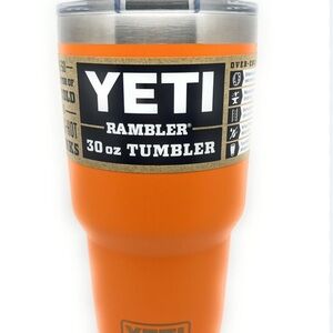 YETI Rambler 30 oz Tumbler in Bold Orange